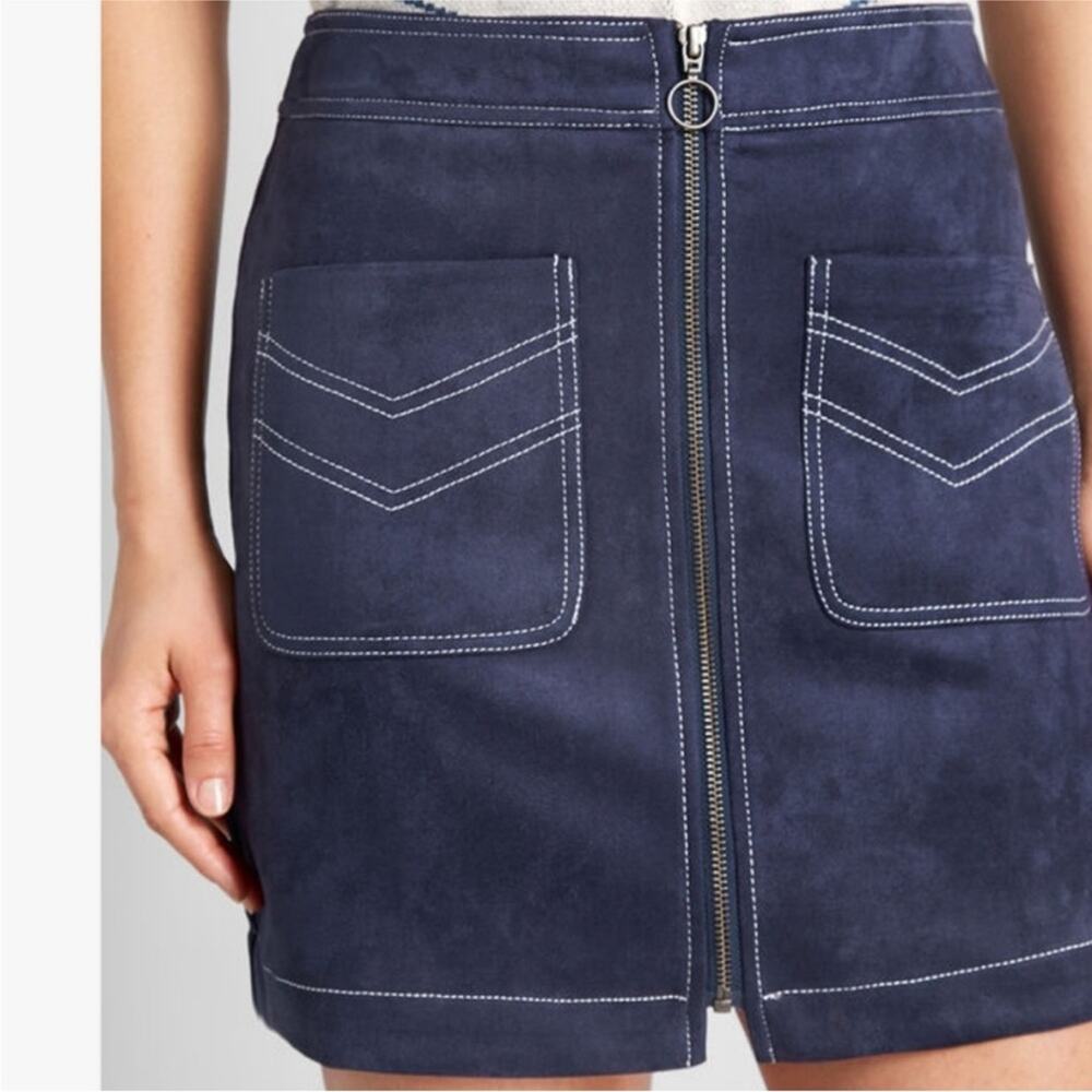 ModCloth Gotta Good Feeling Mini Skirt Size 14 Zip Front Faux Suede Blue Retro